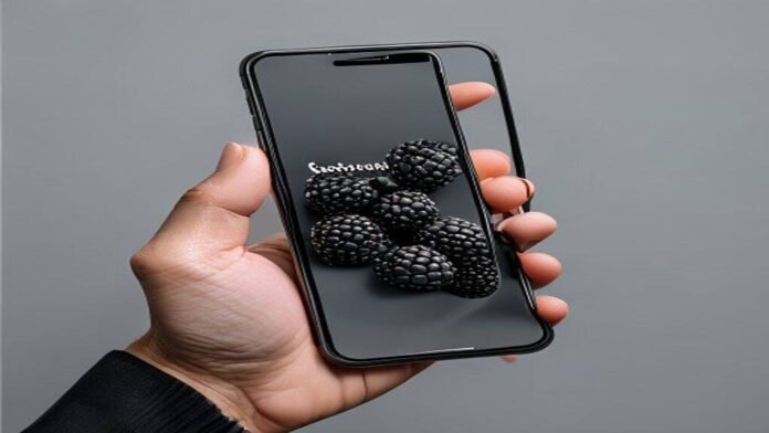 Clicks shows off its BlackBerry-inspired phone in a new hands-on video