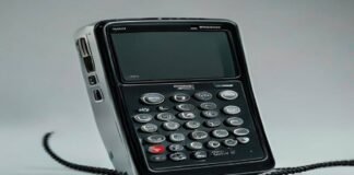 Commodore has dropped the price of its retro phone by $100 ahead of preorders